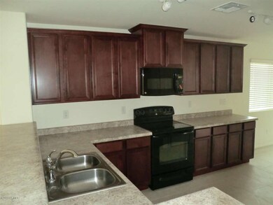 lot232kitchen1