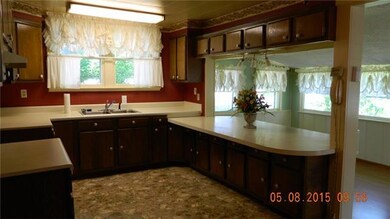 10x14 country kitchen.