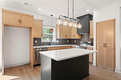 706 N Main St, Urich, MO 64788 - photo 5