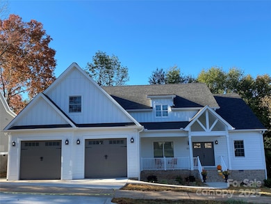 409 19th Avenue Cir NW unit 12, Hickory, NC 28601 - photo 2