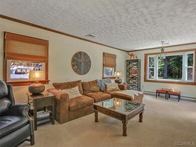 10401 Hollyberry Dr, North Chesterfield, VA 23237 - photo 6