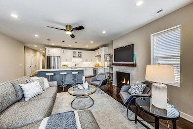 4844 N Hoyne Ave unit 3N, Chicago, IL 60625 - photo 7