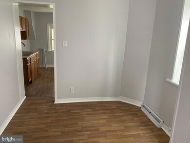 321 N Spring St, Middletown, PA 17057 - photo 5