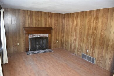 199 Concord St, Nashua, NH 03064 - photo 3