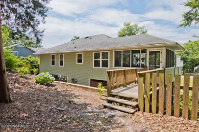 rear elevation (fully fenced rear yard