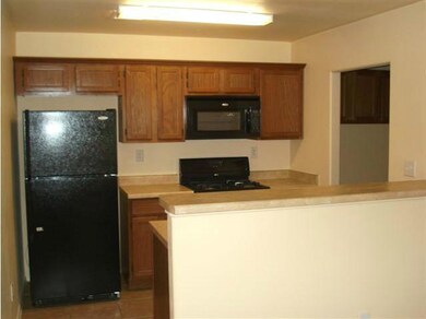 5728 Saluki Dr unit A, El Paso, TX 79924 - photo 3