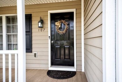 107 Stonewall Jackson Blvd, Staunton, VA 24401 - photo 4