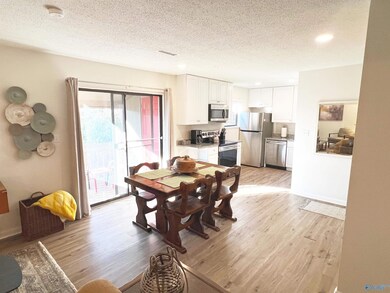 12332 Chicamauga Trail SE unit C, Huntsville, AL 35803 - photo 5