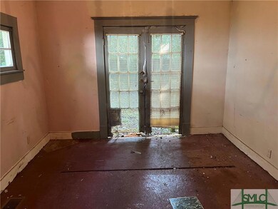 710 E 37th St, Savannah, GA 31401 - photo 7