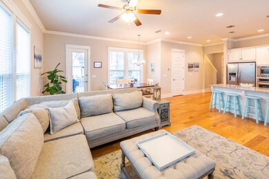 133-grande-pointe-circle-008