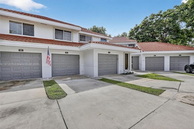 984 NW 93rd Ave unit 18B, Plantation, FL 33324 - photo 2