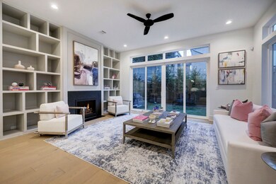 2205 Park St, Houston, TX 77019 - photo 2