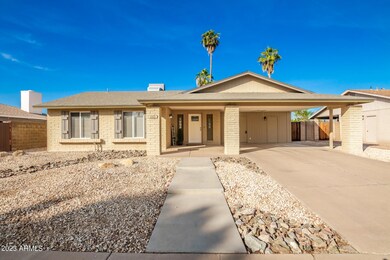 642 W Laguna Azul Ave, Mesa, AZ 85210 - photo 3