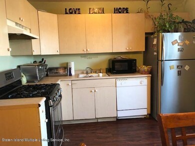 265 Skyline Dr, Staten Island, NY 10304 - photo 3