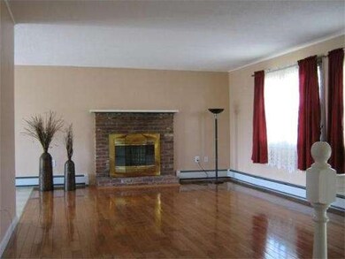 21 Raymond St, Dudley, MA 01571 - photo 4