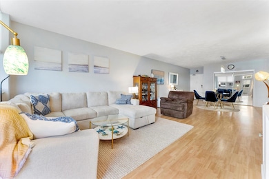 Galt Towers Condominium unit 7C, Fort Lauderdale, FL 33308 - photo 4