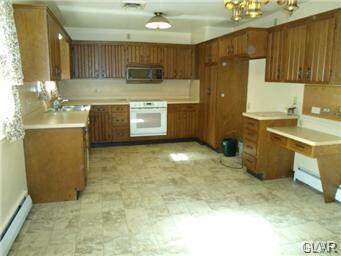 501 S Leh St unit 507, Allentown, PA 18104 - photo 3