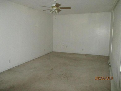 2667 Maywood Rd, Columbus, OH 43232 - photo 2