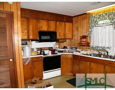 Kitchen. View 1