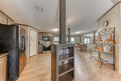 1025 Green Tree Dr, Weatherford, TX 76087 - photo 7