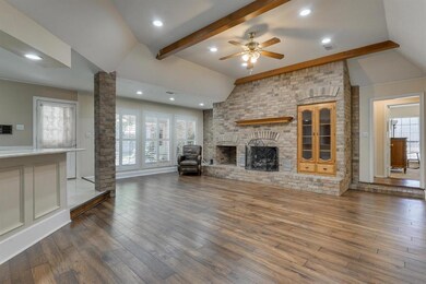 604 April Sound, Bedford, TX 76021 - photo 2