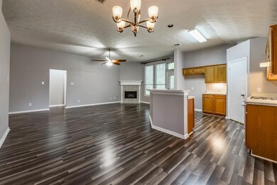 715 Mesquite Dr, Magnolia, TX 77354 - photo 5