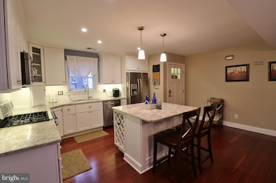 23321 Holly Hill Ln, California, MD 20619 - photo 7