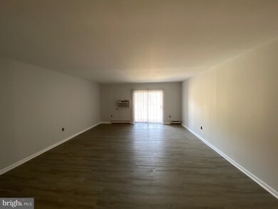 92 Governor Printz Blvd unit 4, Claymont, DE 19703 - photo 2