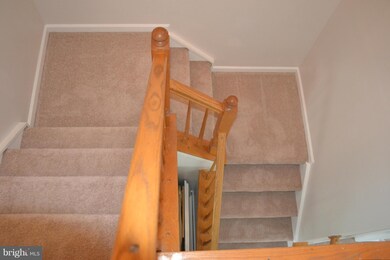 8569 Cabot Ct, Manassas, VA 20111 - photo 7