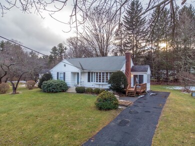 838 Pleasant St, Rochdale, MA 01542 - photo 3