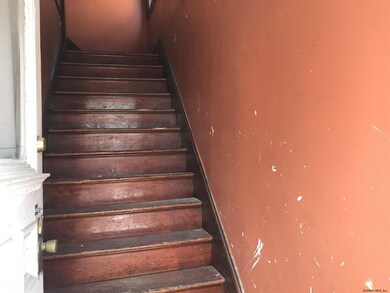 828 Lincoln Ave, Schenectady, NY 12307 - photo 6