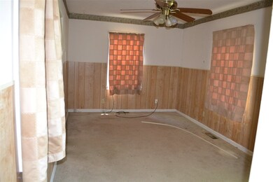 108 SW 27th St, Topeka, KS 66611 - photo 3