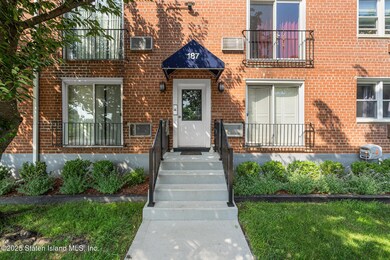 187 Seaver Ave Staten Island, NY-07