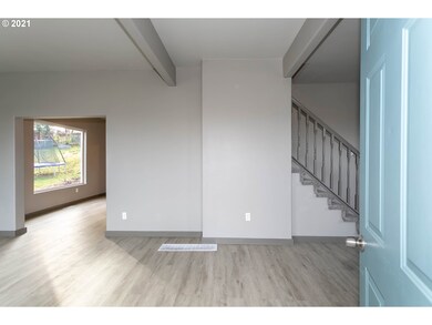 420 W B St, Rainier, OR 97048 - photo 4