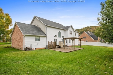 1014 Wethersfield Crossing, Hurricane, WV 25526 - photo 5