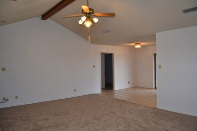 12362 Twin Lakes Ln, San Angelo, TX 76904 - photo 4
