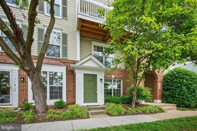 21825 Baldwin Square, Sterling, VA 20164 - photo 2