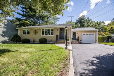 17 Barden Ln, Warren, RI 02885 - photo 2