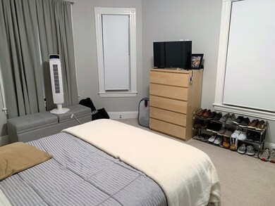 267 Robbins St unit 1, Waltham, MA 02453 - photo 3