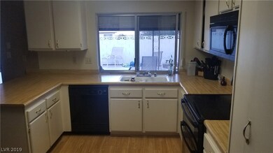 5170 Caliente St, Las Vegas, NV 89119 - photo 2