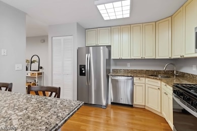 36 Larkin Cir, West Orange, NJ 07052 - photo 6