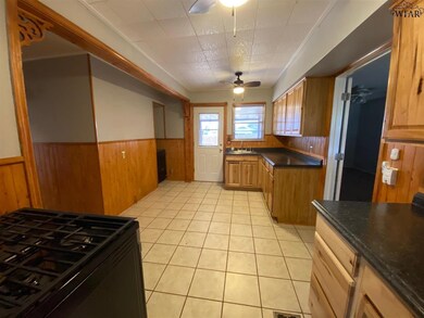 1521 Hursh Ave, Wichita Falls, TX 76302 - photo 4
