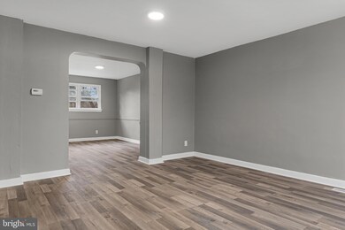 339 S 27th St, Camden, NJ 08105 - photo 4