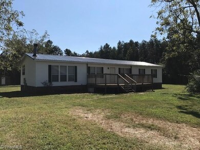 6739 Coltrane Mill Rd, Greensboro, NC 27406 - photo 3