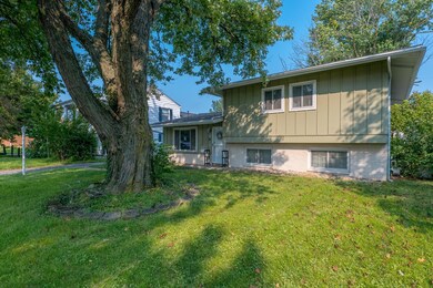 Front(1) 1698 Hamilton Rd.