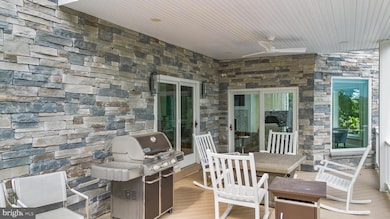 945 Lantern Hill Rd, Shavertown, PA 18708 - photo 6