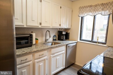 977C Village Round, Allentown, PA 18106 - photo 7