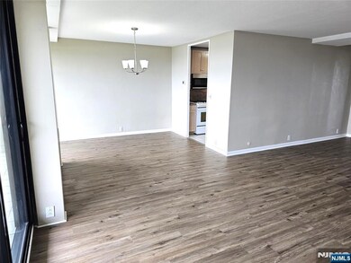 Horizon House unit 408, Fort Lee, NJ 07024 - photo 6