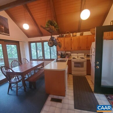 206 Pinnacle Dr unit Treeloft 17, Roseland, VA 22967 - photo 6
