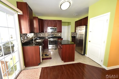 315 Morning Glory Dr, Monroe Township, NJ 08831 - photo 7